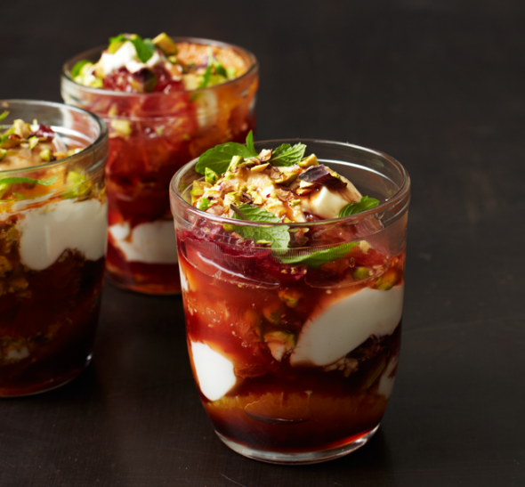 orange-and-yogurt-parfaits-with-red-wine-caramel-646